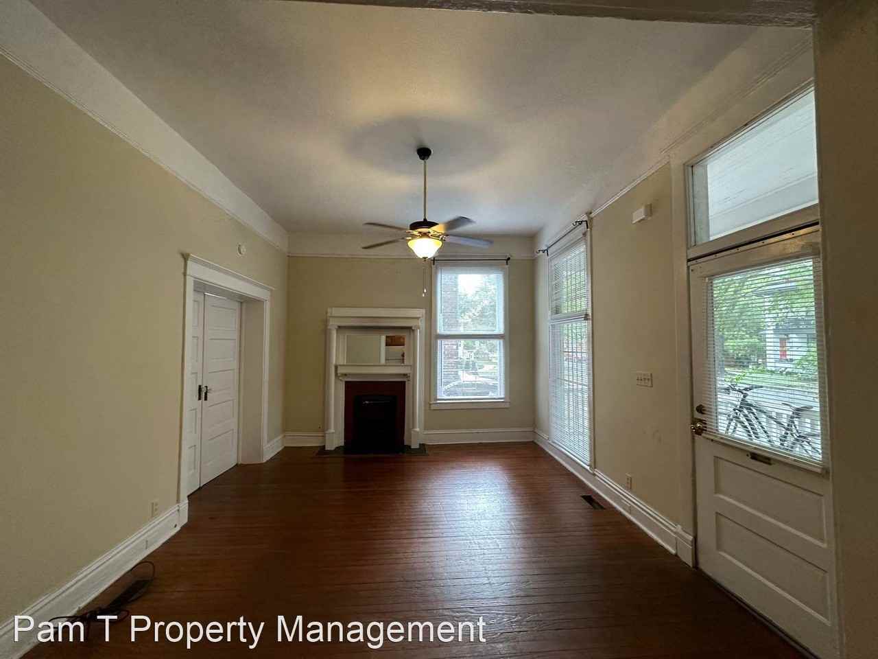 511 E Waldburg St - Photo 3 of 19