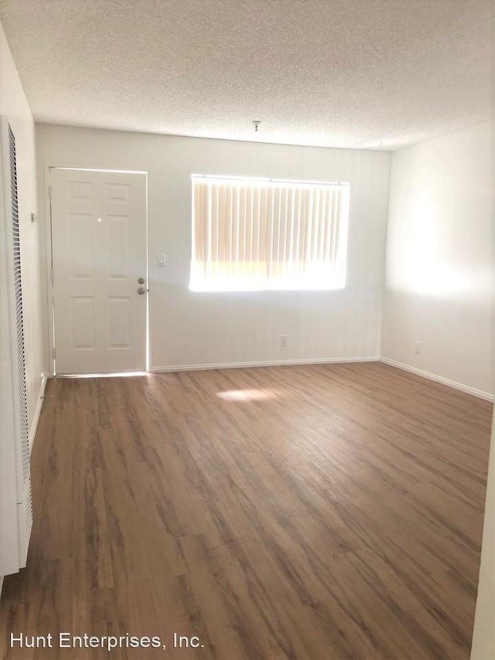 OAKTREE 13710 CHADRON AVENUE - Photo 2 of 8