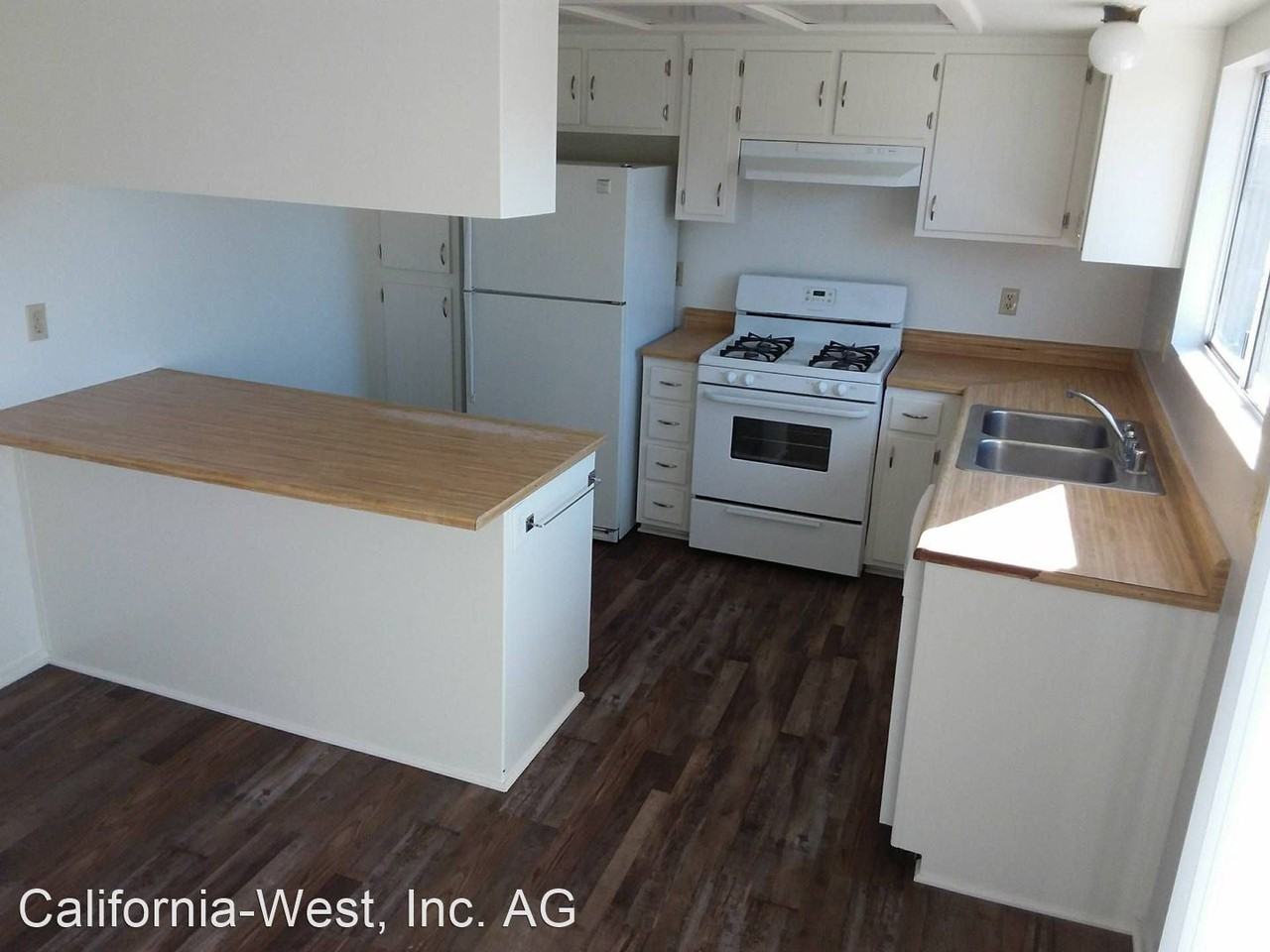 1532 Seabright Ave - Photo 3 of 10