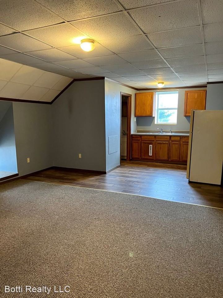 2 S Seminary Ave - Photo 3 of 7