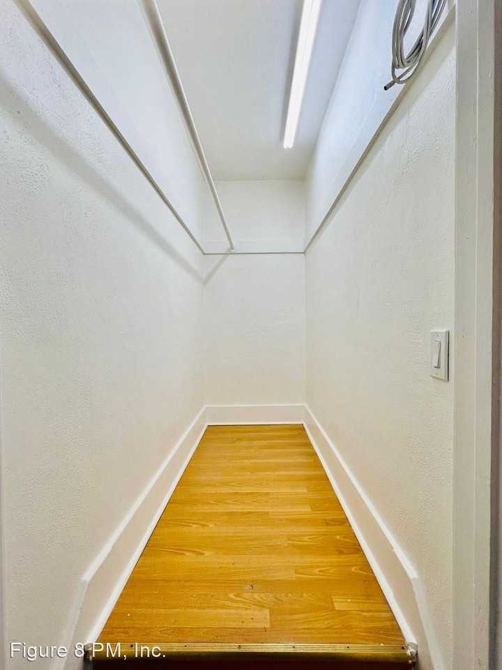 1614 W Sunset Blvd - Photo 2 of 13