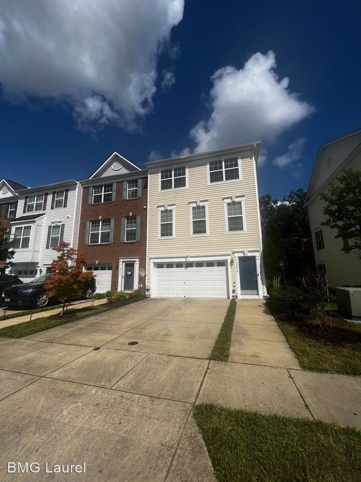 15316 Bennetts Run Ct - Photo 2 of 25