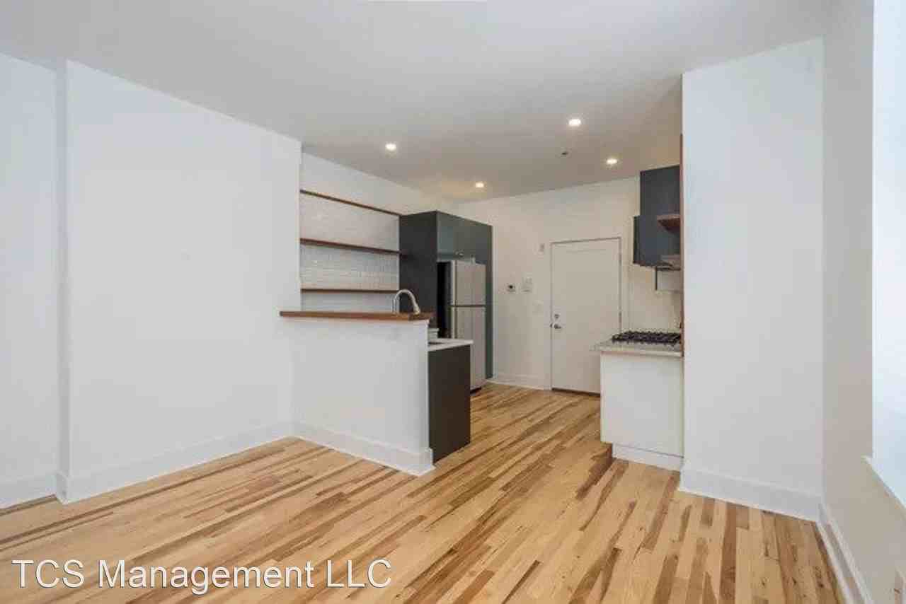 4815 Chester Ave - Photo 3 of 16