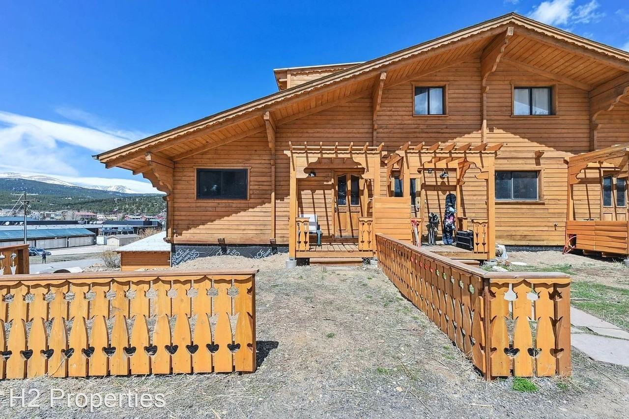 187 Conger St #101 - Photo 2 of 3