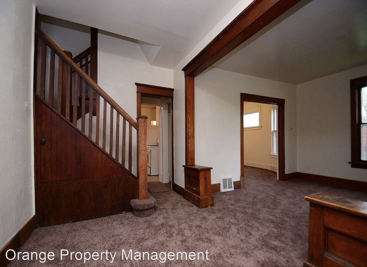 1925 Emmet St - Photo 2 of 16