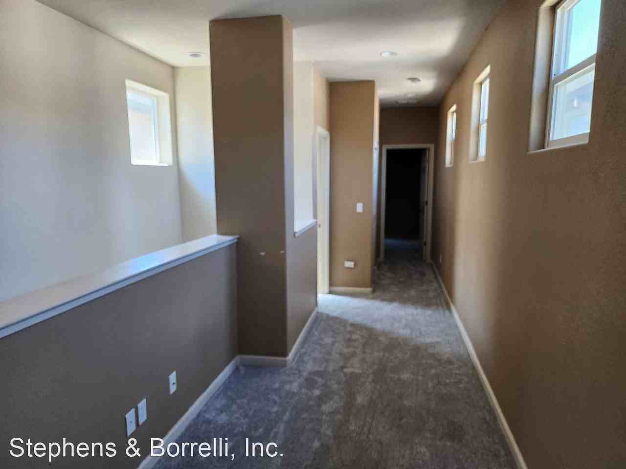 910 Castellona Dr - Photo 2 of 19