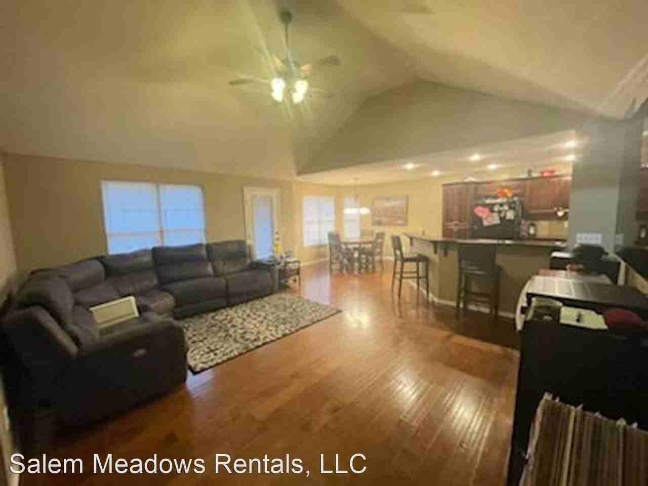 3546 S Juniper Ave - Photo 2 of 7