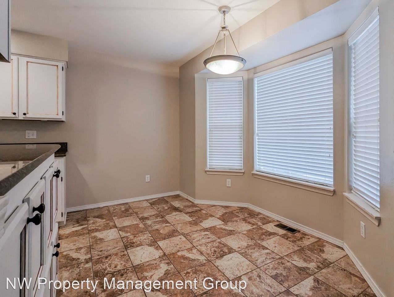 1502 90th Dr Ne - Photo 3 of 13