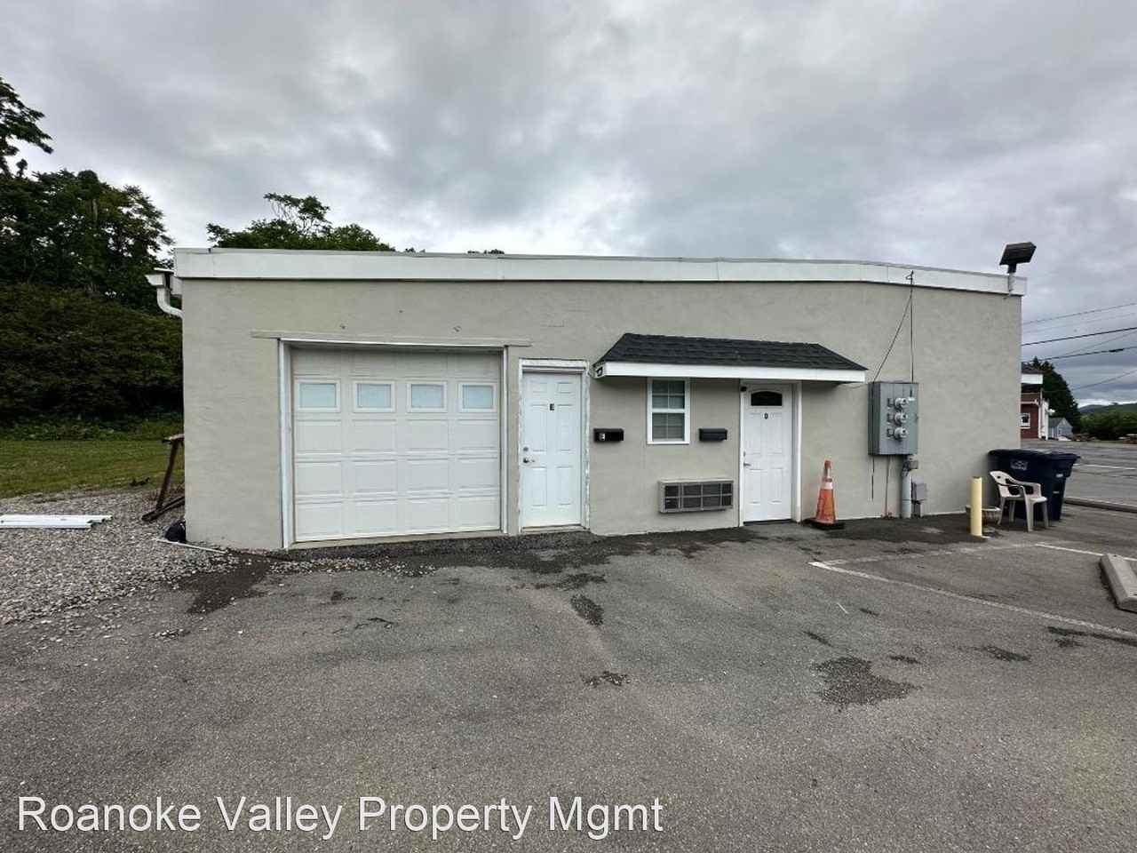 3815 Yellow Mountain Rd SE - Photo 2 of 4