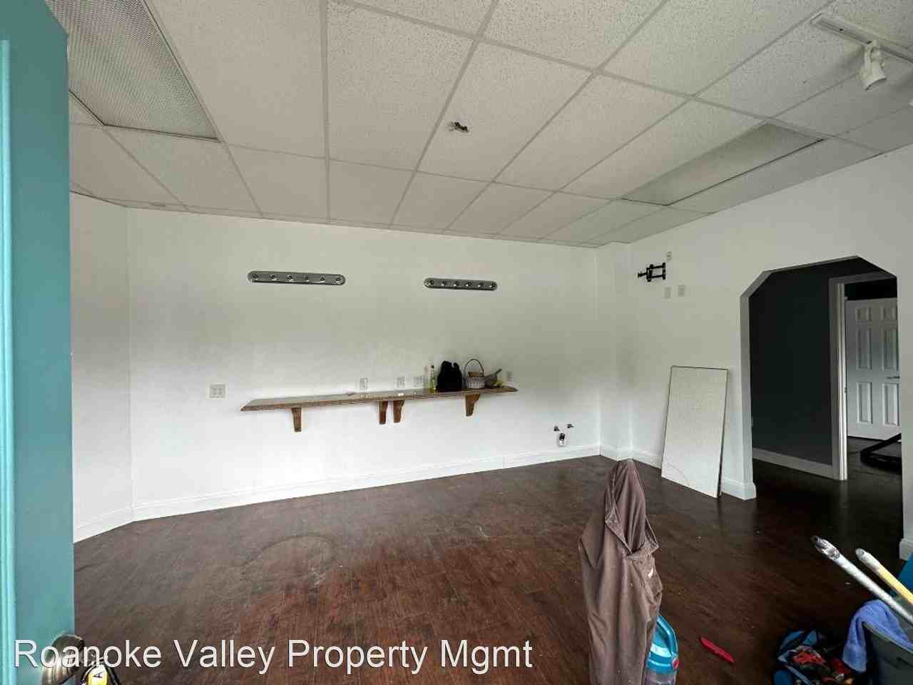 3815 Yellow Mountain Rd SE - Photo 3 of 4