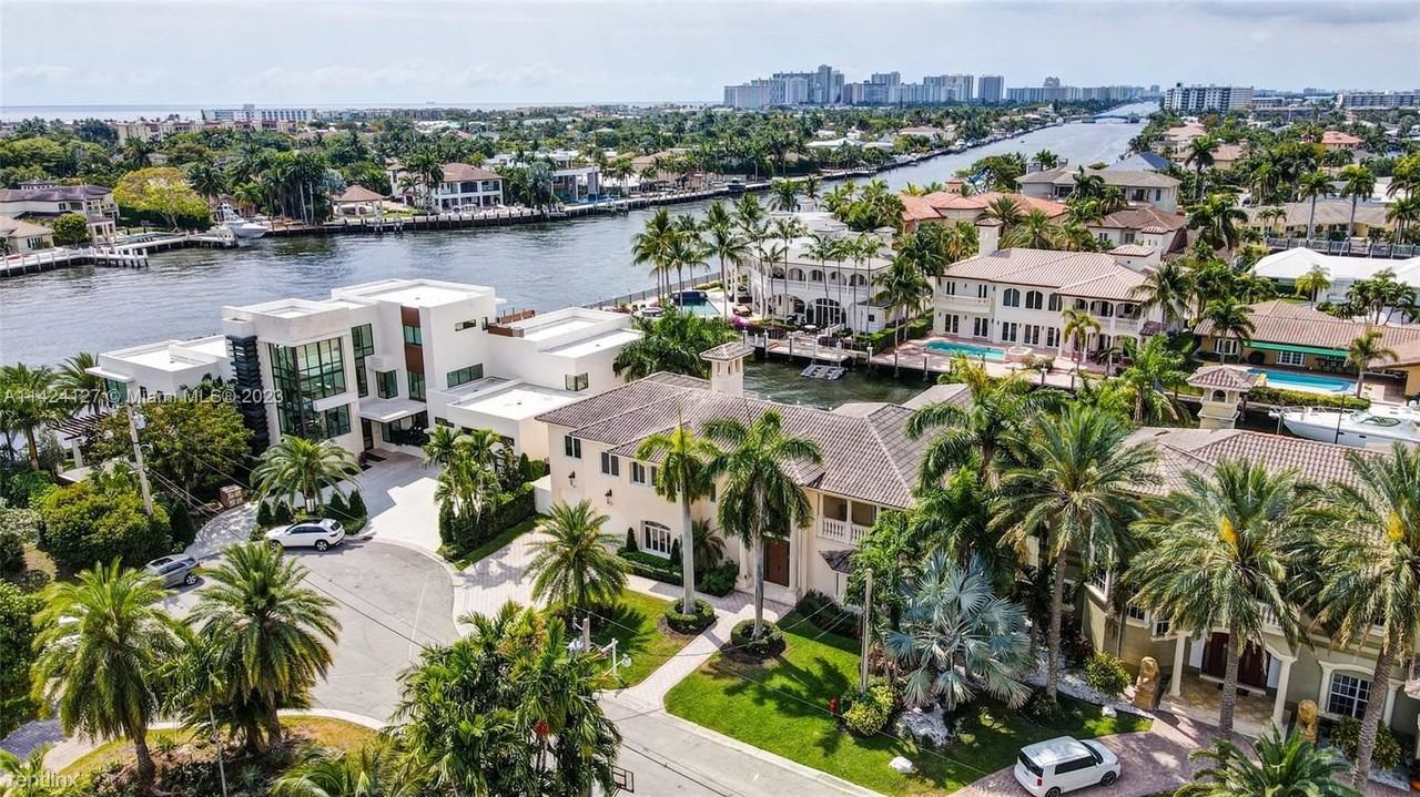 3310 Ne 58th St - Photo 3 of 21