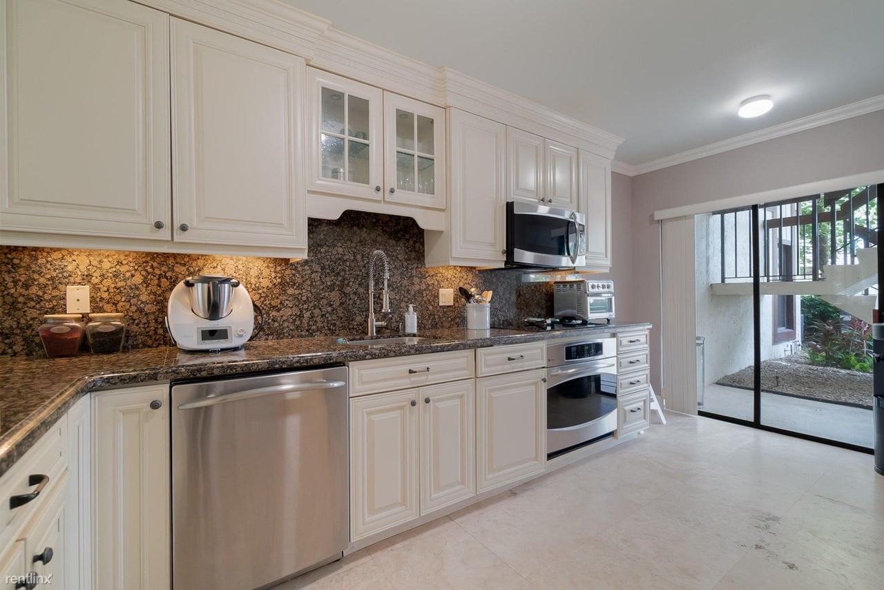 13400 Polo Rd W #104 - Photo 3 of 15