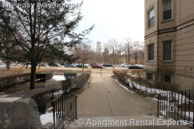 29 Park Drive #14 - Photo 2 of 21