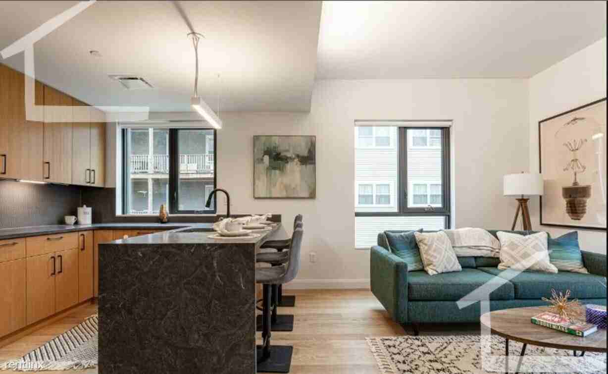 79 Gardner St - Photo 3 of 12