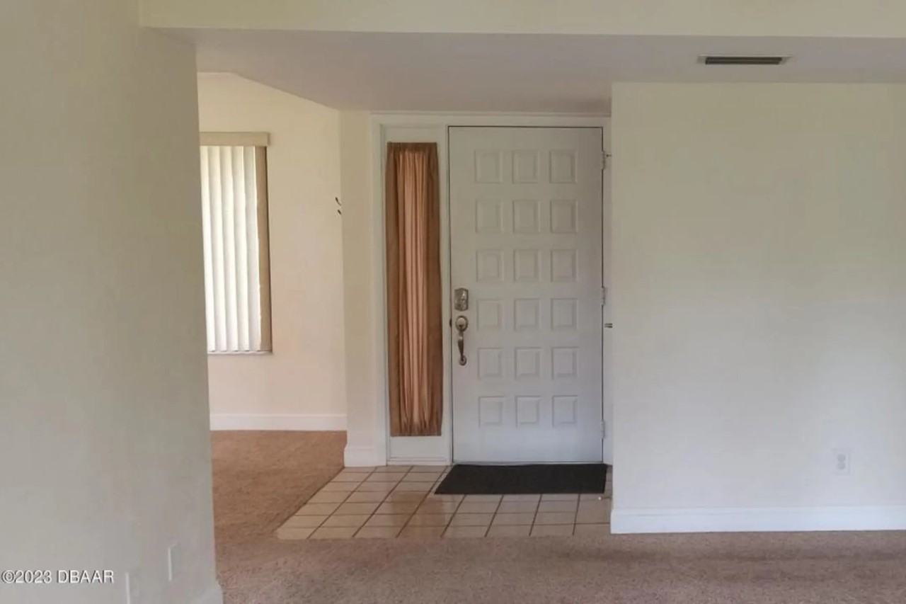 110 Blue Heron Dr - Photo 3 of 17