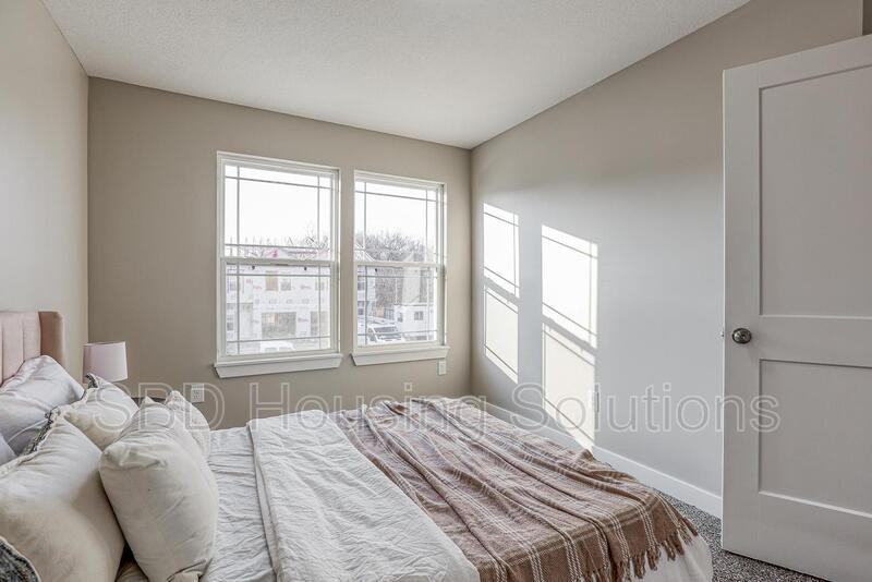 2920 S Harvard Ave #C - Photo 6 of 10