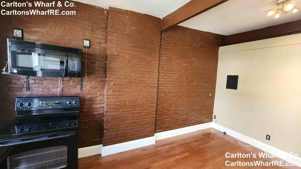 4 Wilbur Ct #3 - Photo 2 of 14