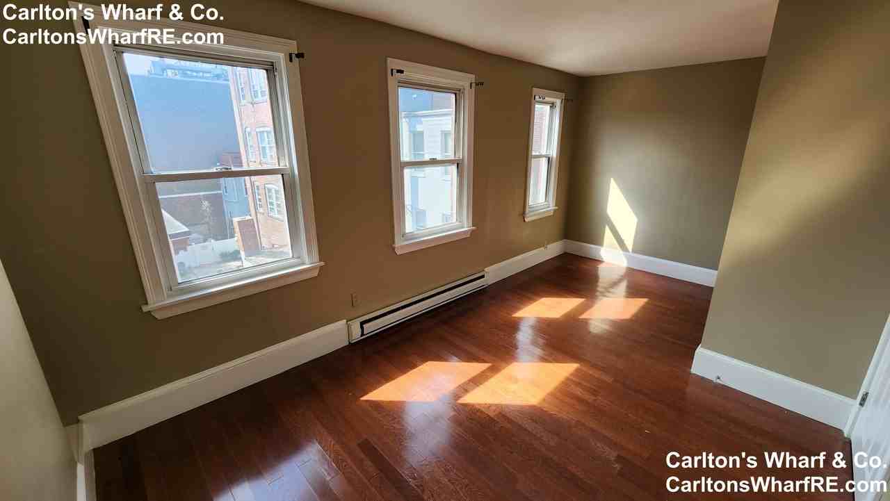 4 Wilbur Ct #3 - Photo 5 of 14