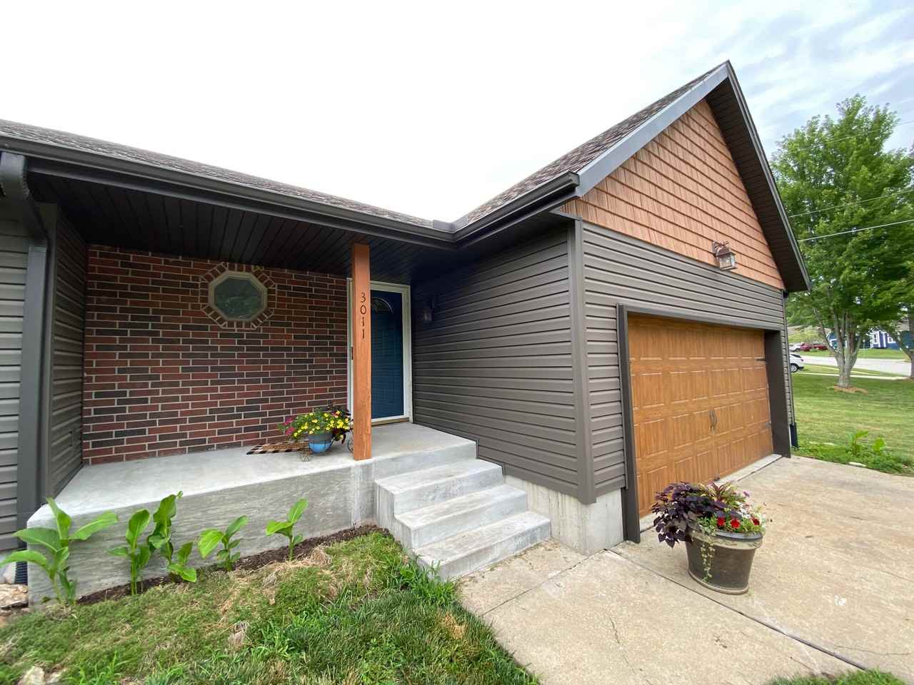 3011 Younger Dr - Photo 2 of 23