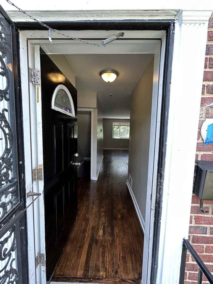 5217 Kenmont Rd - Photo 2 of 36