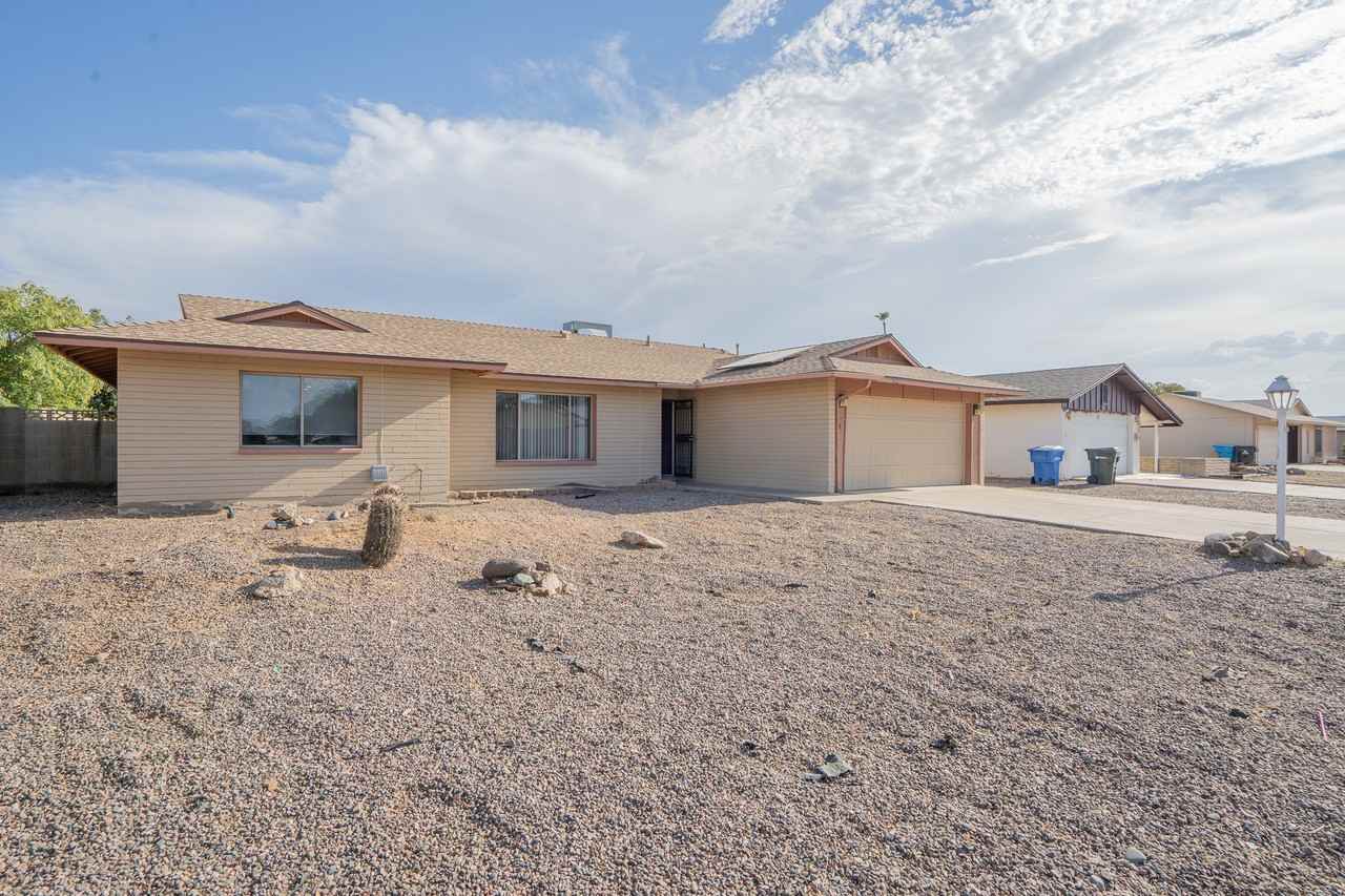 3545 W Country Gables Dr - Photo 3 of 34