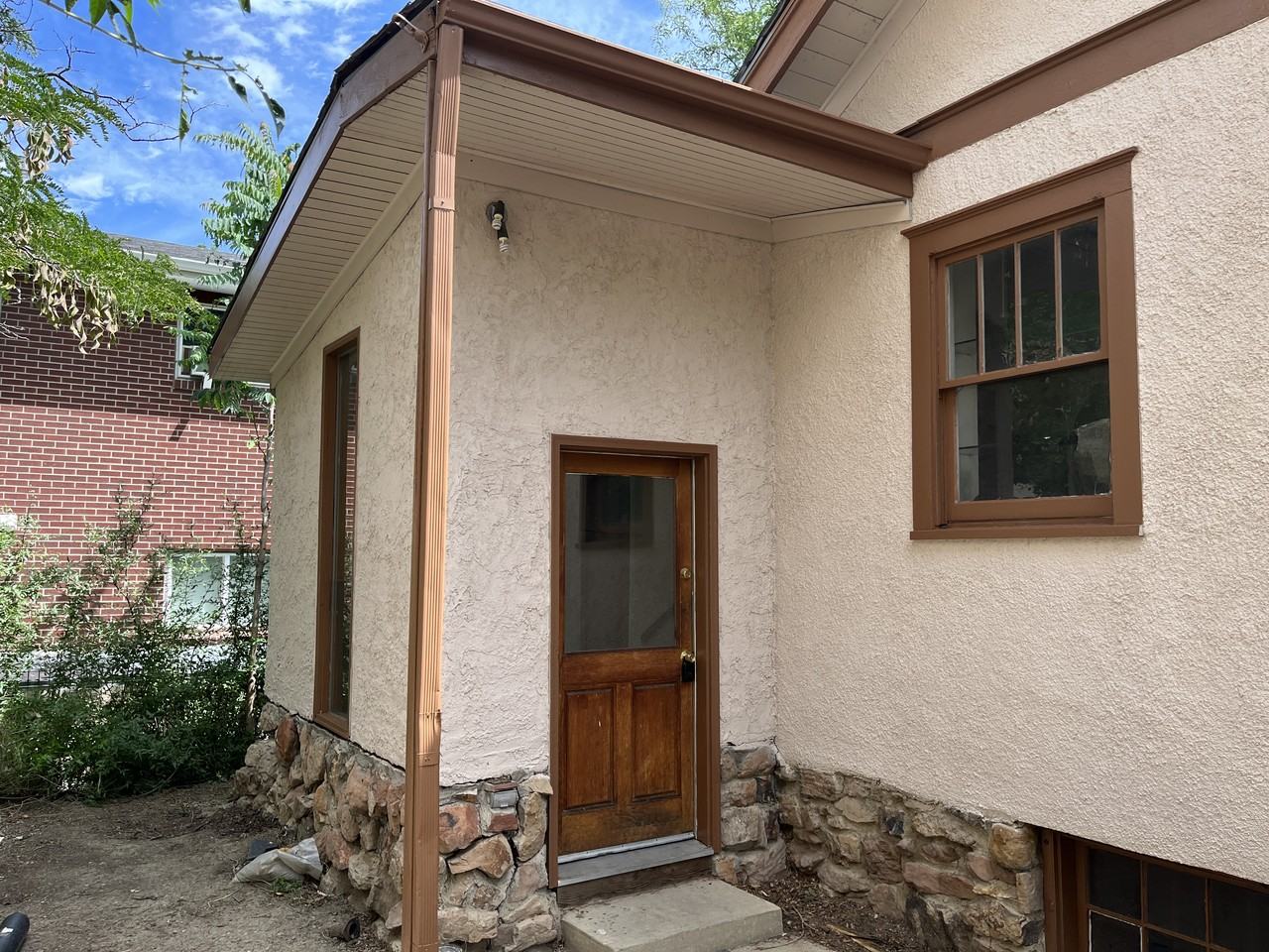 2653 9th St - Photo 2 of 23