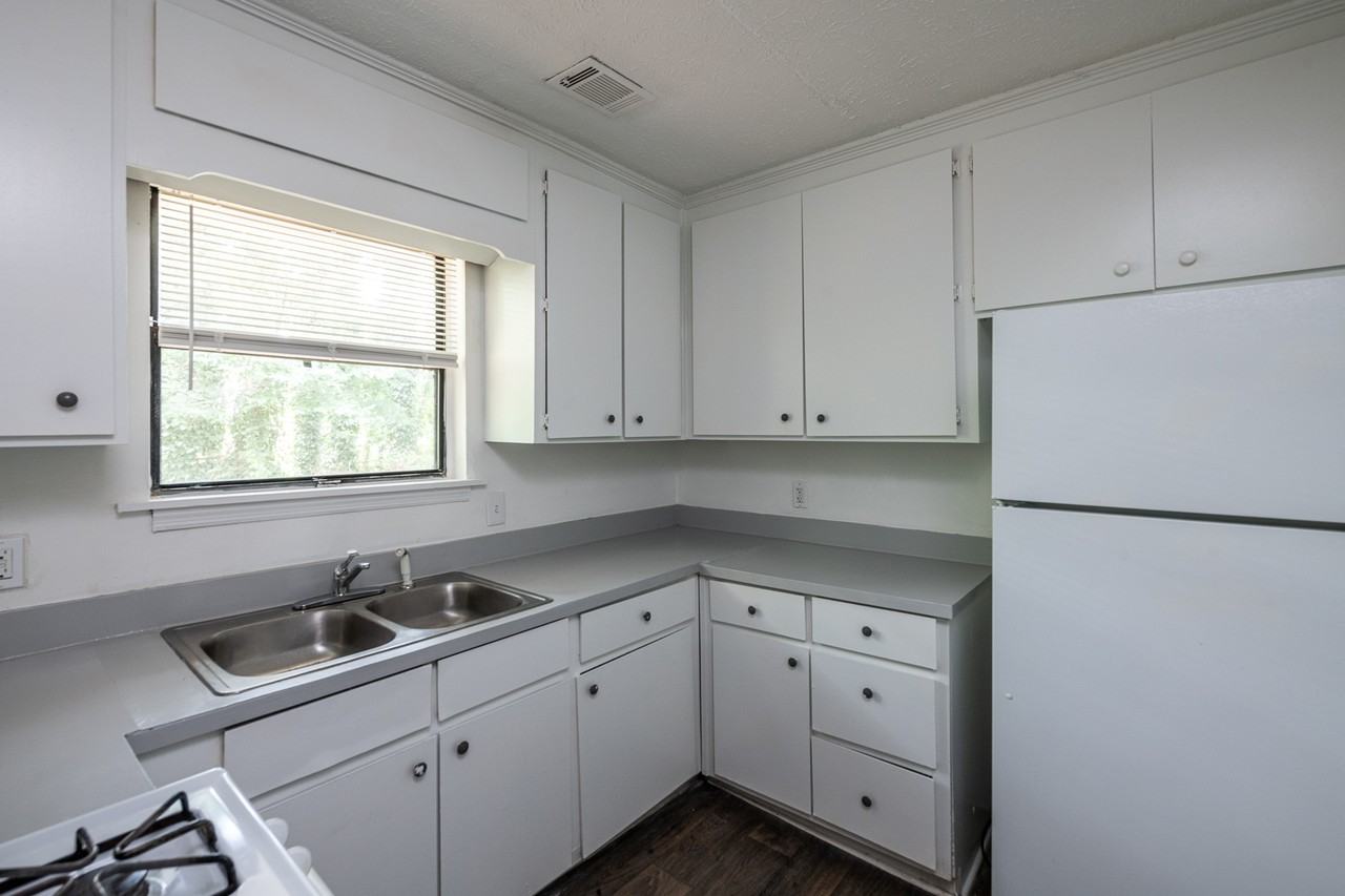 485 Wilson Mill Rd Sw - Photo 3 of 19