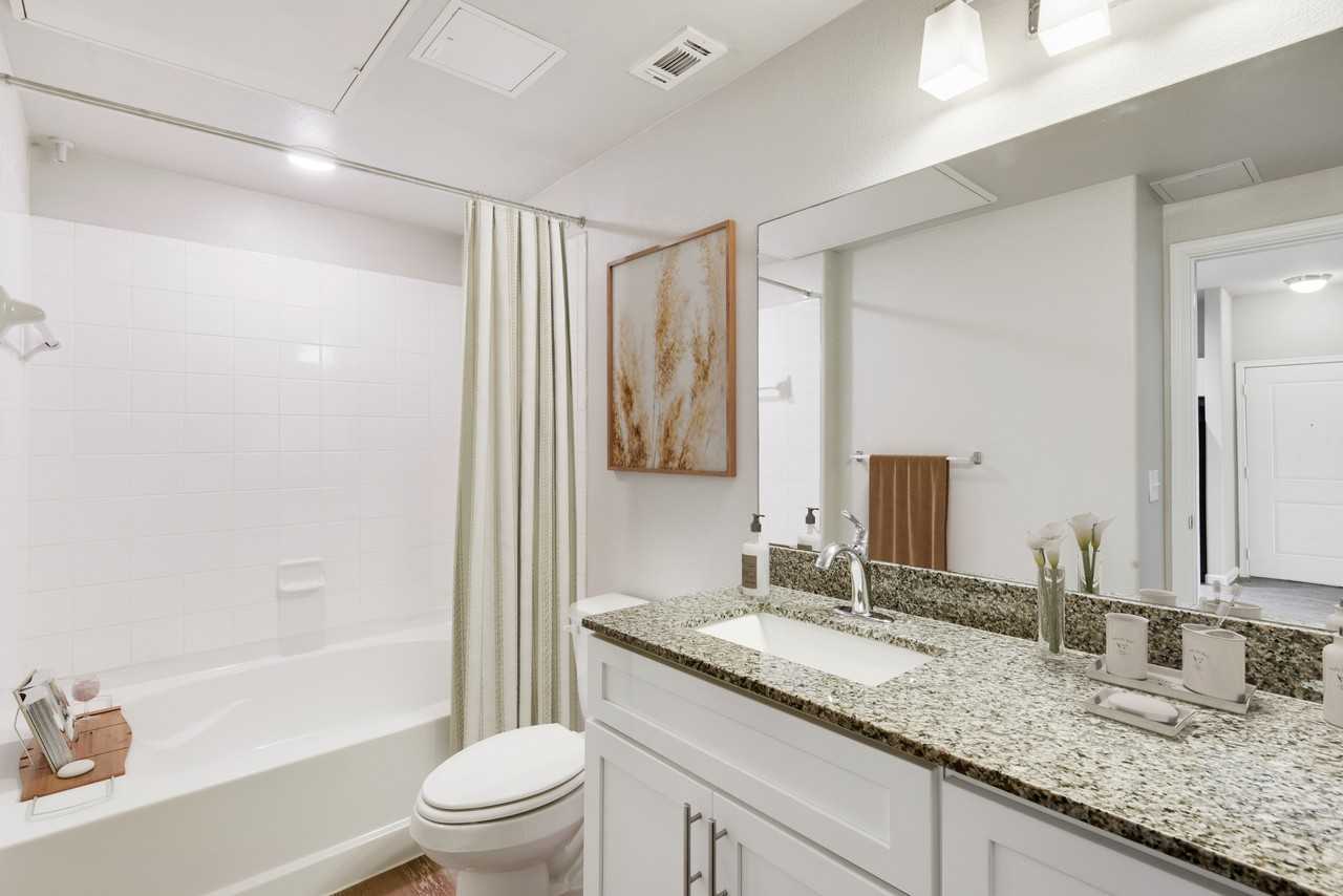 Edgewater - Photo 7 of 45