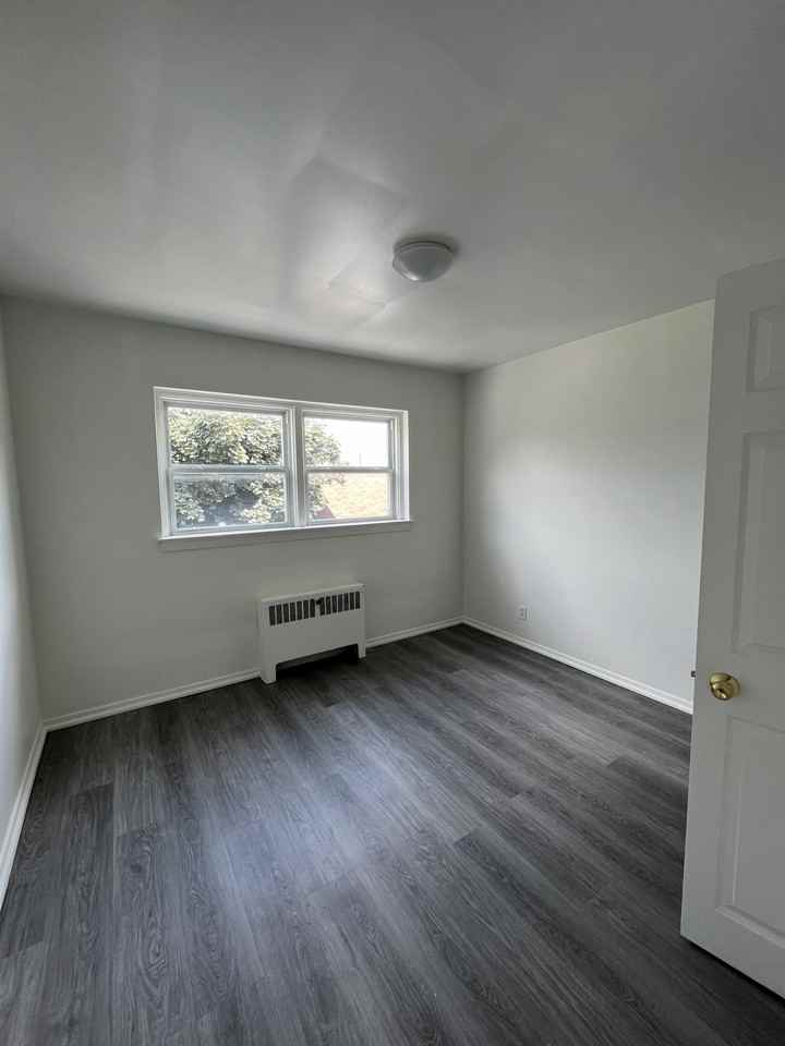 917 Hamilton Road Apartments 917 Hamilton Rd, London, ON N5Z 1W3 Zumper