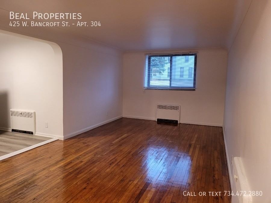 425 W Bancroft St #304 - Photo 6 of 9