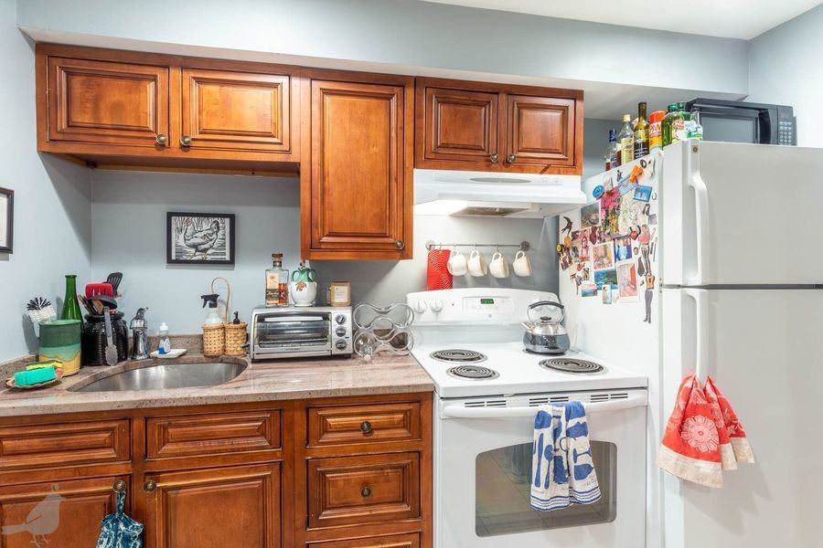 236 Rhode Island Ave Nw #B - Photo 3 of 20