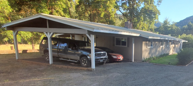 7000 Eight Mile Rd - Photo 2 of 16