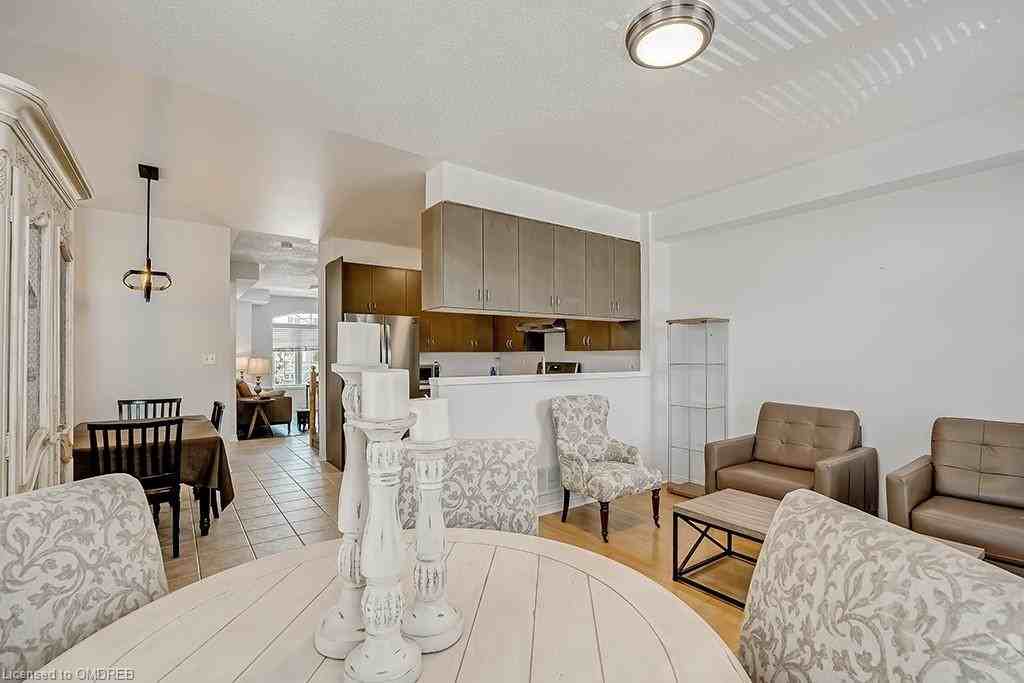 2372 Sutton Drive - Photo 2 of 6