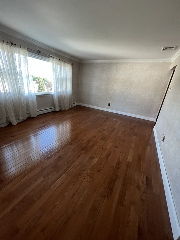 81 Lakeshore Dr #2 - Photo 3 of 7