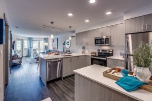 featured image of 207 Park Ln