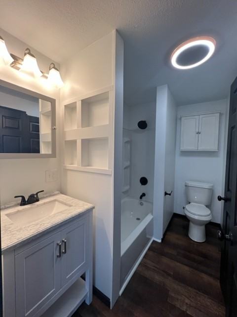 255 S Main St #H - Photo 4 of 15
