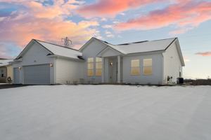 featured image of 2655 S Claremont Dr #1