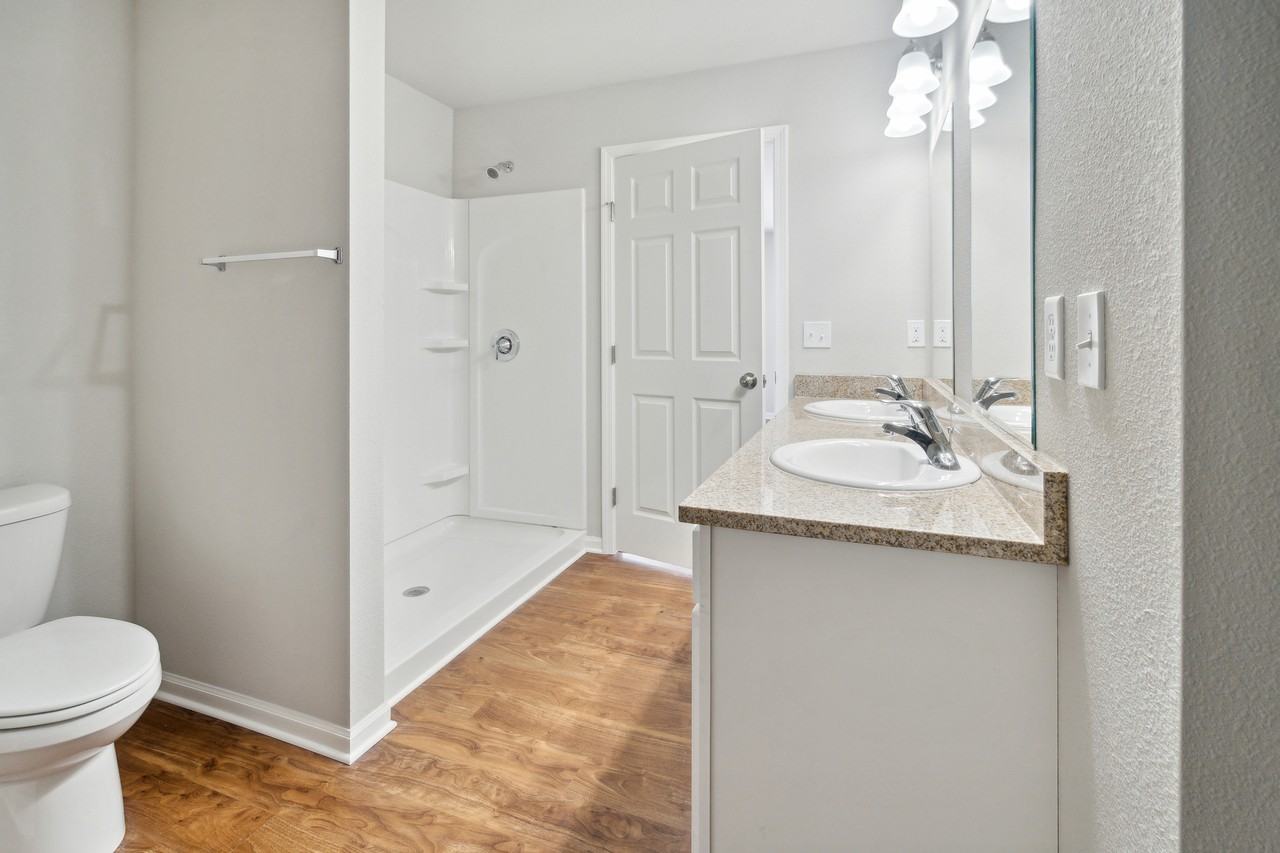 2655 S Claremont Dr #1 - Photo 6 of 9