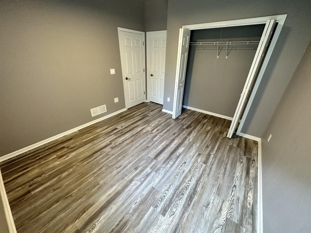 1315 Jerome Ave #1 - Photo 5 of 8