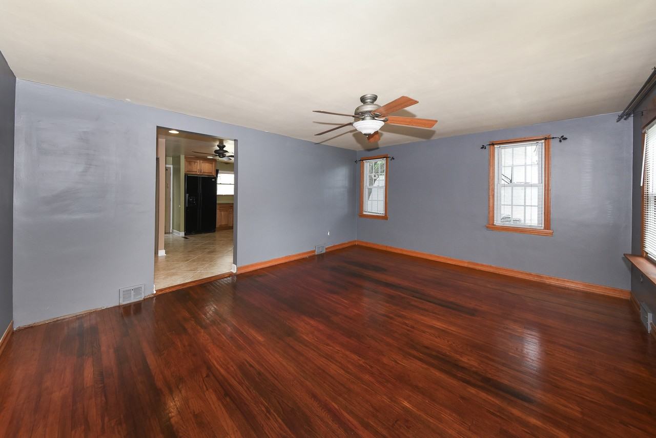 2701 Parkside Ave - Photo 3 of 28