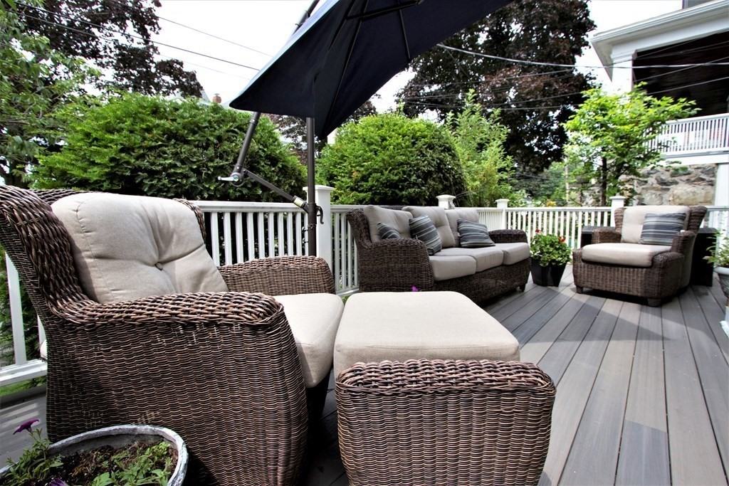 129 Elmwood Rd - Photo 3 of 22