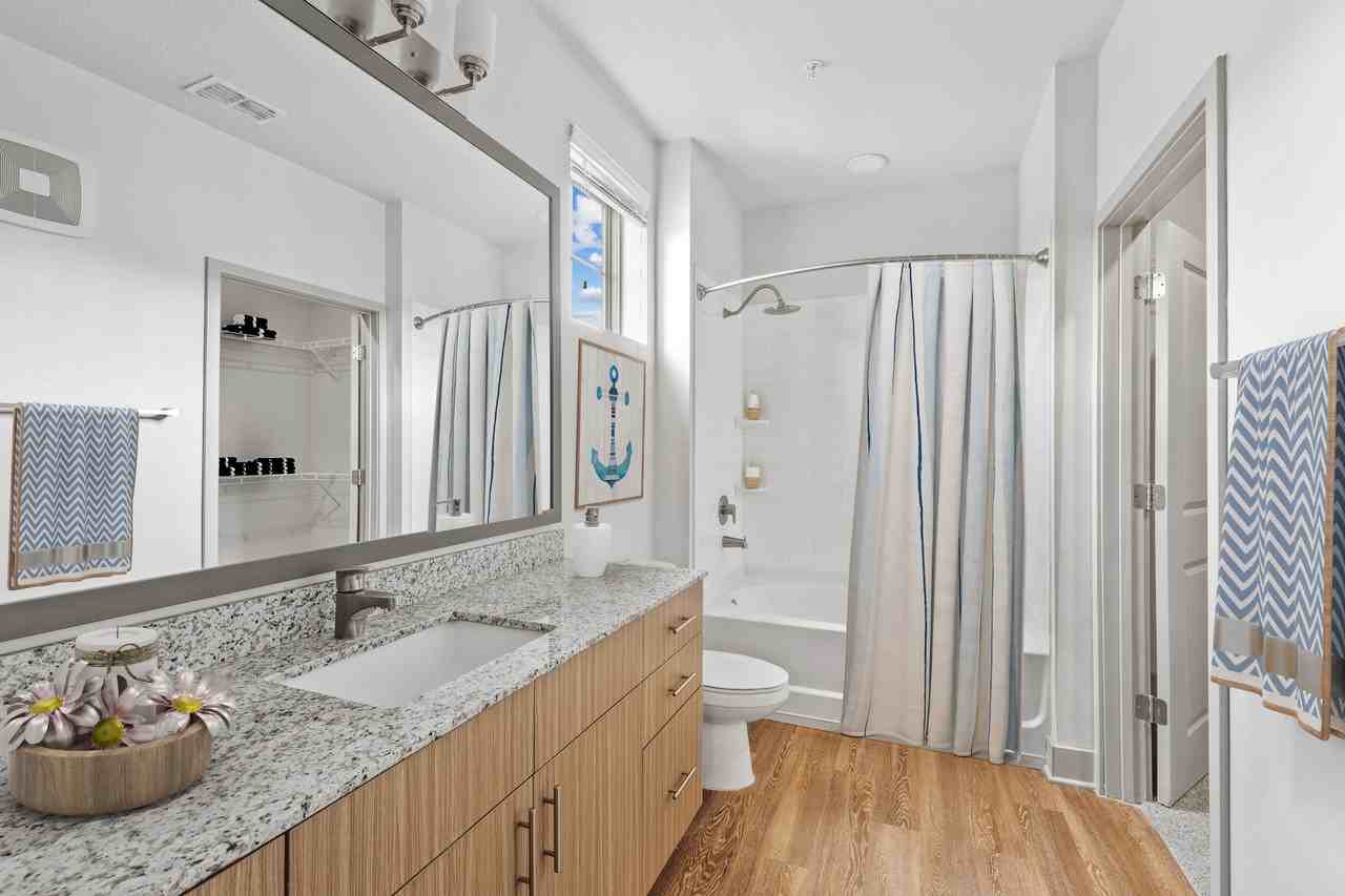 Lantower Grande Flats - Photo 5 of 38