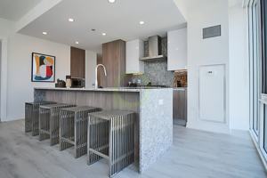 featured image of 1140 North Wells Street