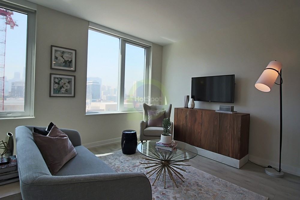 1140 N Wells St #2-2DEN - Photo 4 of 38