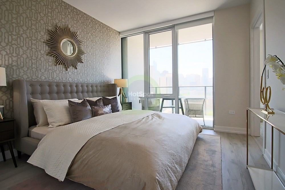 1140 N Wells St #2-2DEN - Photo 5 of 38