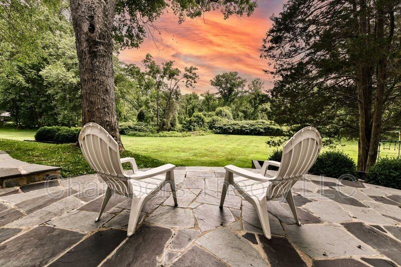 9804 Bridleridge Ct - Photo 3 of 50