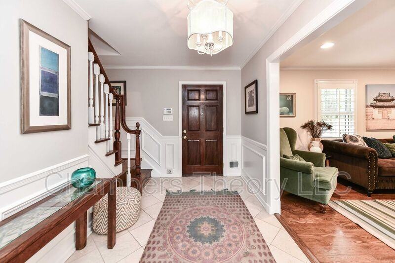 9804 Bridleridge Ct - Photo 4 of 50