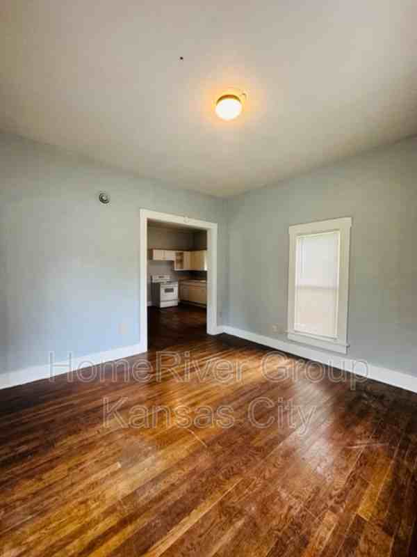 608 Fairground Ave - Photo 3 of 15