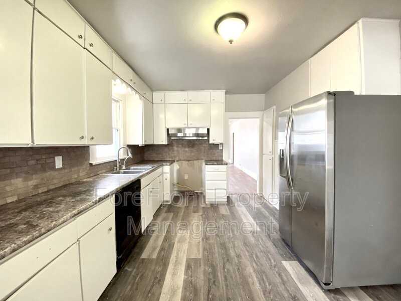 408 Terrell Ave, San Antonio, TX 78214 2 Bedroom Apartment for 1,050