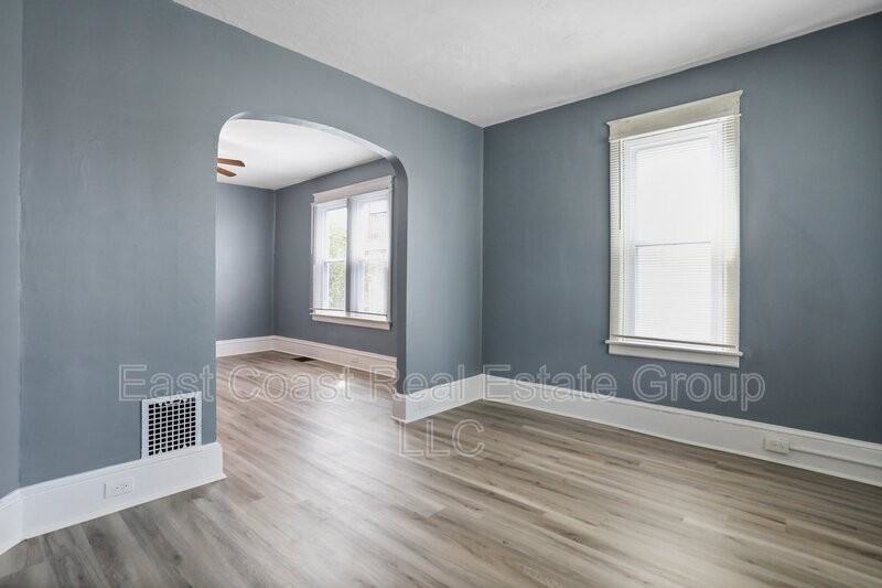 39 W Wilson Blvd - Photo 6 of 36